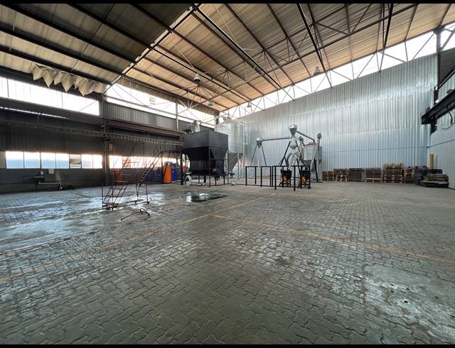 1,300M² FACTORY TO LET IN ALRODE